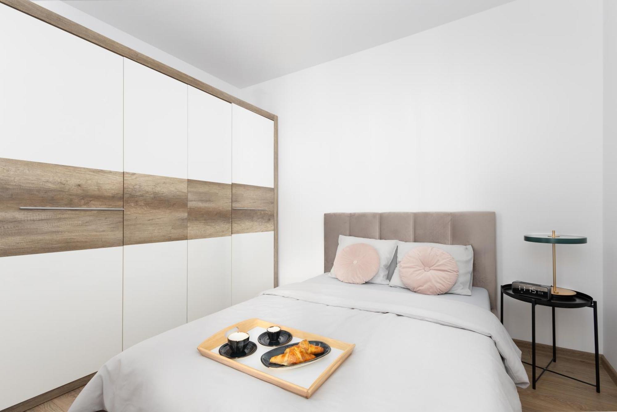 Apartament Goclawska Swps Pge Narodowy Dworzec Wschodni Soho Factory Varşovia Exterior foto
